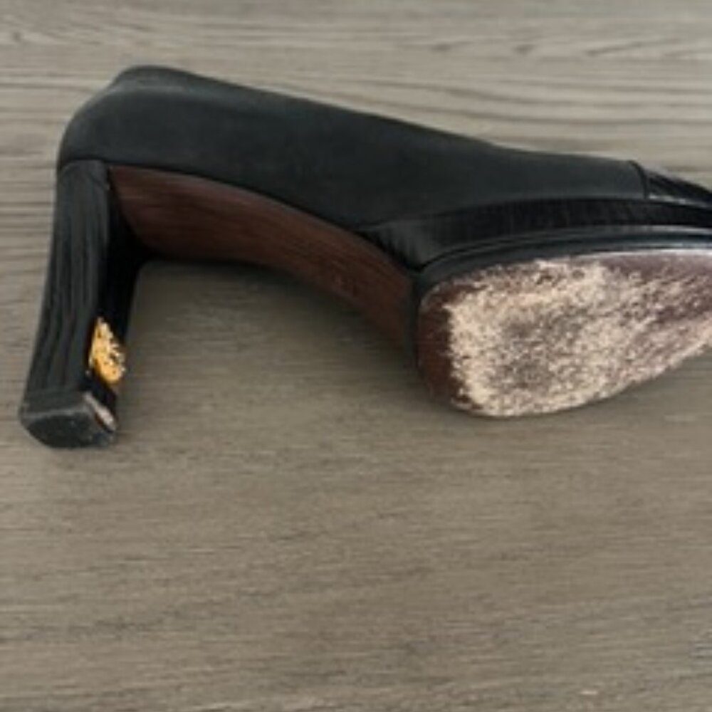 Shoes - Picture 2 of 3